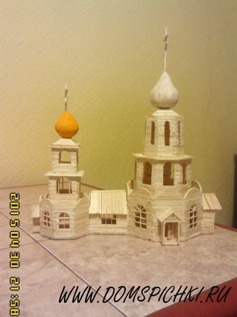 Церковь из соломки